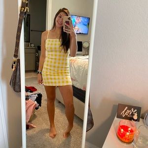 FOREVER 21 skin tight yellow dress